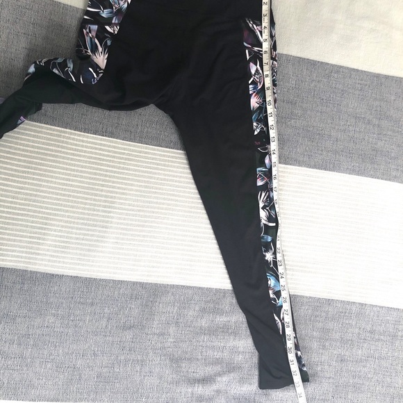 Betsy Johnson leggings - Picture 5 of 7